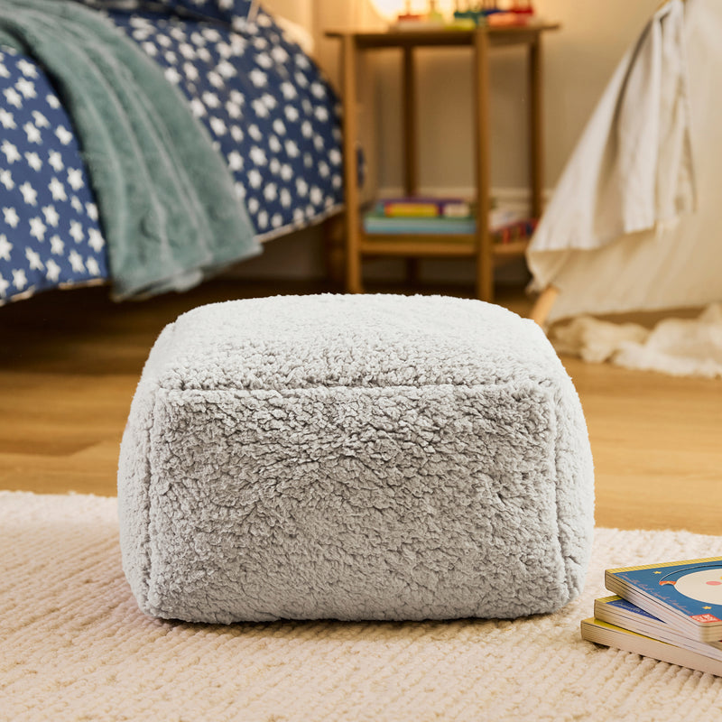 Pouf carré en polaire Teddy Mini Amara - Gris